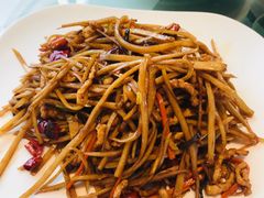 莲菜肉丝-真爱中国餐馆·年华店(朱雀大街店)