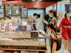 -西西弗书店&矢量咖啡(凯德晶萃广场店)