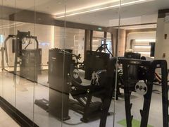 -深圳国际会展中心希尔顿酒店(前海华发冰雪世界店)