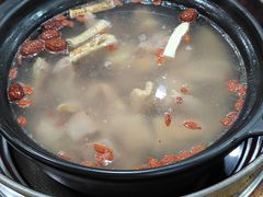 -濠轩阁特色生蚝火锅(水湾路店)