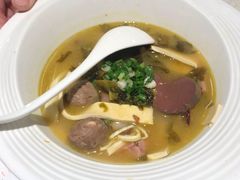 -成都你六姐·牛肉冒菜(城市集市合生汇店)