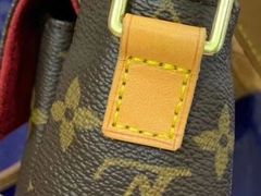 -爱革·洗衣改衣·洗鞋修鞋·洗包修包·奢侈品护理(宝地广场店)