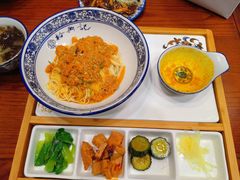 -裕兴记面馆(现代传媒广场店)