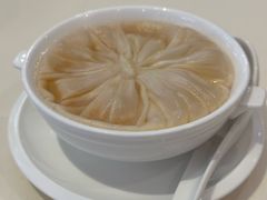 蟹肉龙虾汤包-利苑酒家(金宝店)