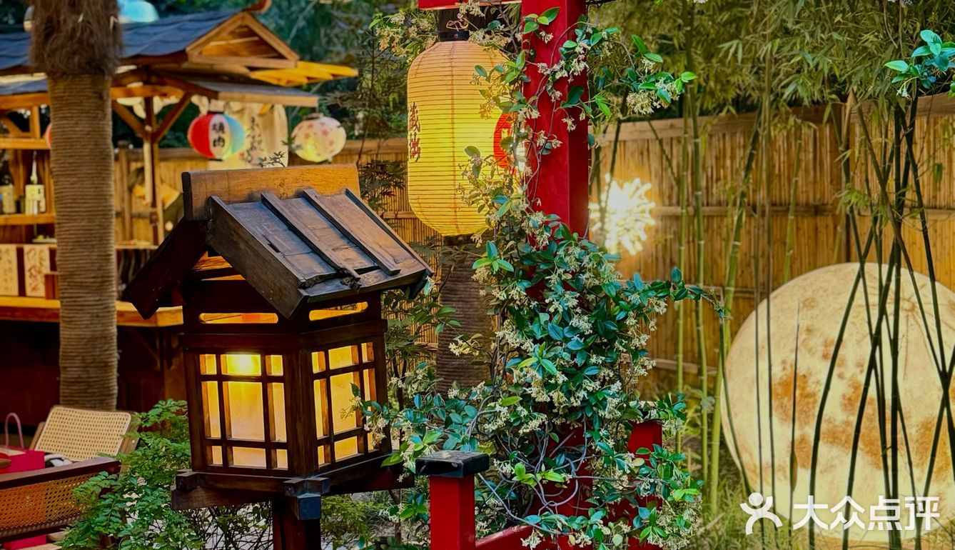 烧鸟店一串价格，我在宫崎骏的世界里吃了10串