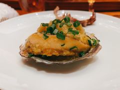 砂锅姜茸焗大连鲍-广州柏悦酒店·悦景轩·粤菜餐厅