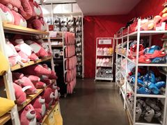 -名创优品(湖南长沙市银盆岭万达店)