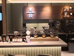 -星巴克臻选(上海中环广场2F店)