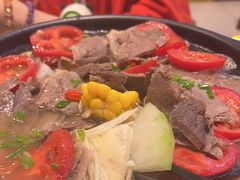 -乡土特色.冷锅鱼.牦牛肉汤锅