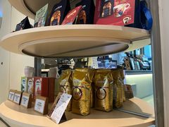 -LAVAZZA拉瓦萨咖啡(中航城君尚购物中心店)