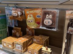 -泡泡玛特POPMART(国金街店)