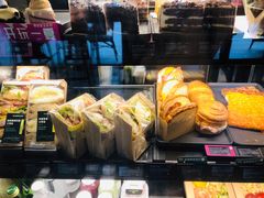 -星巴克(西藏路店)