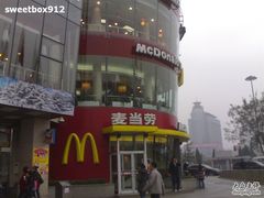 展览馆M-麦当劳(展览路店)