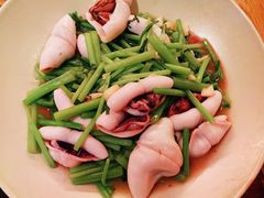茼蒿烧海兔-KŌNG胶东小馆(华熙店)