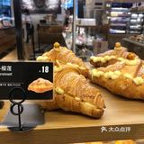 牛角面包大变脸