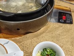 -濠轩阁特色生蚝火锅(水湾路店)