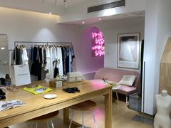 -nana showroom娜娜家服装店