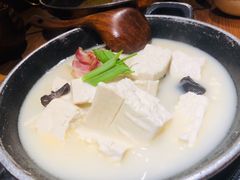 土家手掰柴火豆腐-吃饭皇帝大(合生汇店)