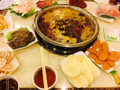 -朱氏胖子烂火锅(洪崖洞店)