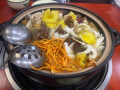 -菌之家·专业纯野生菌火锅·特色炒菌