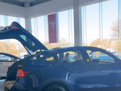 -TESLA 特斯拉(北京南四环中路特斯拉中心)