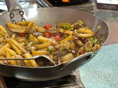-老唐三下锅 ·张家界地标美食(溪布街店)
