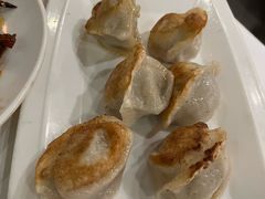 三鲜锅贴-Auntie Guan's Kitchen(曼哈顿店)