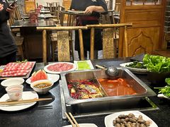 -百年川椒重庆老火锅(光谷店)