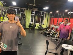 -英特健身俱乐部