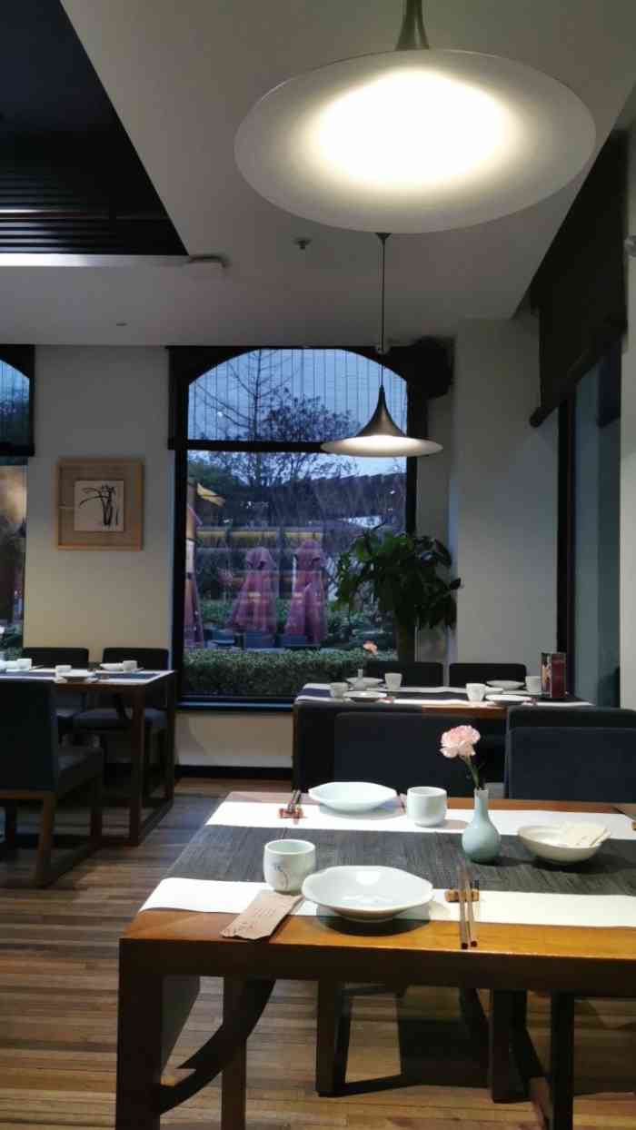 荷风细雨(碧云店)