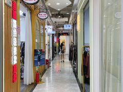 -飞马城原创时装中心(南油第二工业区店)