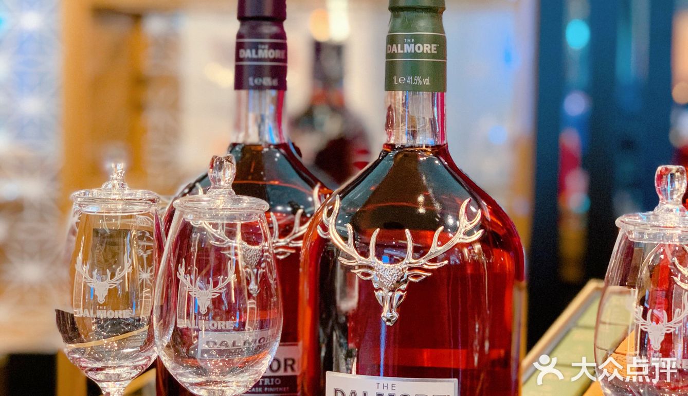 威士忌🥃也玩快闪❓这个国庆假期快来围(蹭)观(酒)‼️