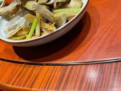 -金太阳海鲜烧烤·本地人餐厅(星海公园店)