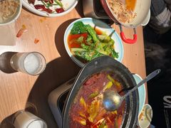 -自己人·宜昌菜(水悦城店)