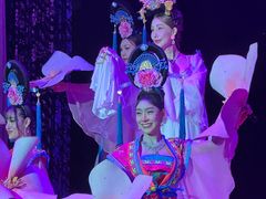 -金东尼人妖秀