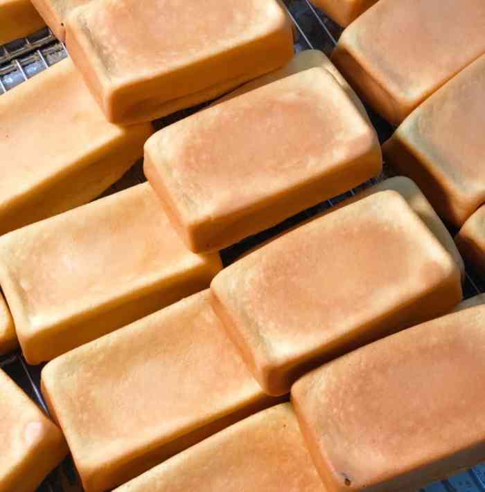 巧金陵粑粑坊(台东总店)-"店在新华书店那条路上,门头不大,挺干净的.