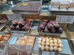 -上海哈尔滨食品厂(浦商百货昌里店)