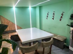-新荔园茶餐厅(荔湾区府宿舍大院店)