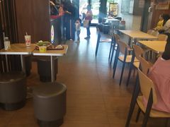 大堂-汉堡王(房山绿地缤纷城店)