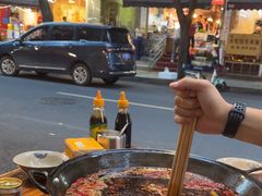 -六公里老火锅(总店)