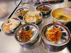 -豚豚家돈돈가韩国锅盖烤肉(新北万达店)