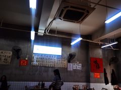 -咏勝锑锅麻辣烫(净居寺路总店)