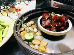 石烹红烧肉-茶叁酒肆·楚味江湖(菱角湖店)