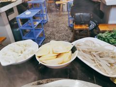 -重庆风光老灶火锅城(同德广场店)