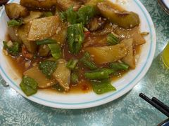 -鹤乡东北菜(崮山路店)