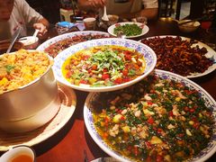 民国霸王兔-杨记隆府(时代天街店)