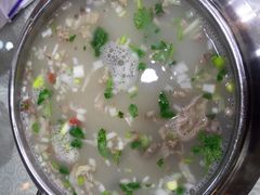 -杨记小骨头羊杂馆(南五马路店)