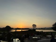 -夏屿湖畔.落日湖景餐厅(普者黑景区店)