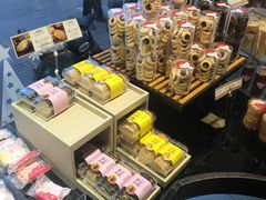 零售区-好利来(北新桥店)