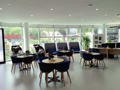 -上汽大众4S店(上海冠松店)